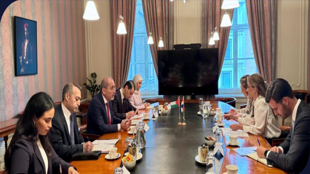 تعاون دفاعي استراتيجي بين الاردن وهولندا لتعزيز امن الحدود