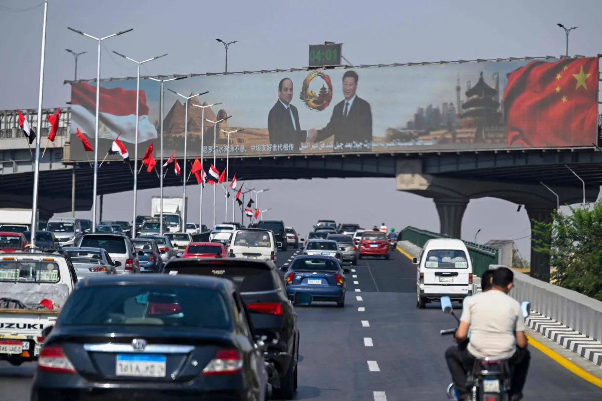 مؤشرات تعافي الاقتصاد المصري غير النفطي مع تراجع حدة الانكماش