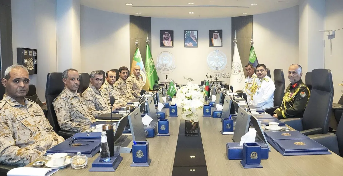 تعاون عسكري استراتيجي بين السعودية وبنغلاديش لتأمين الملاحة البحرية