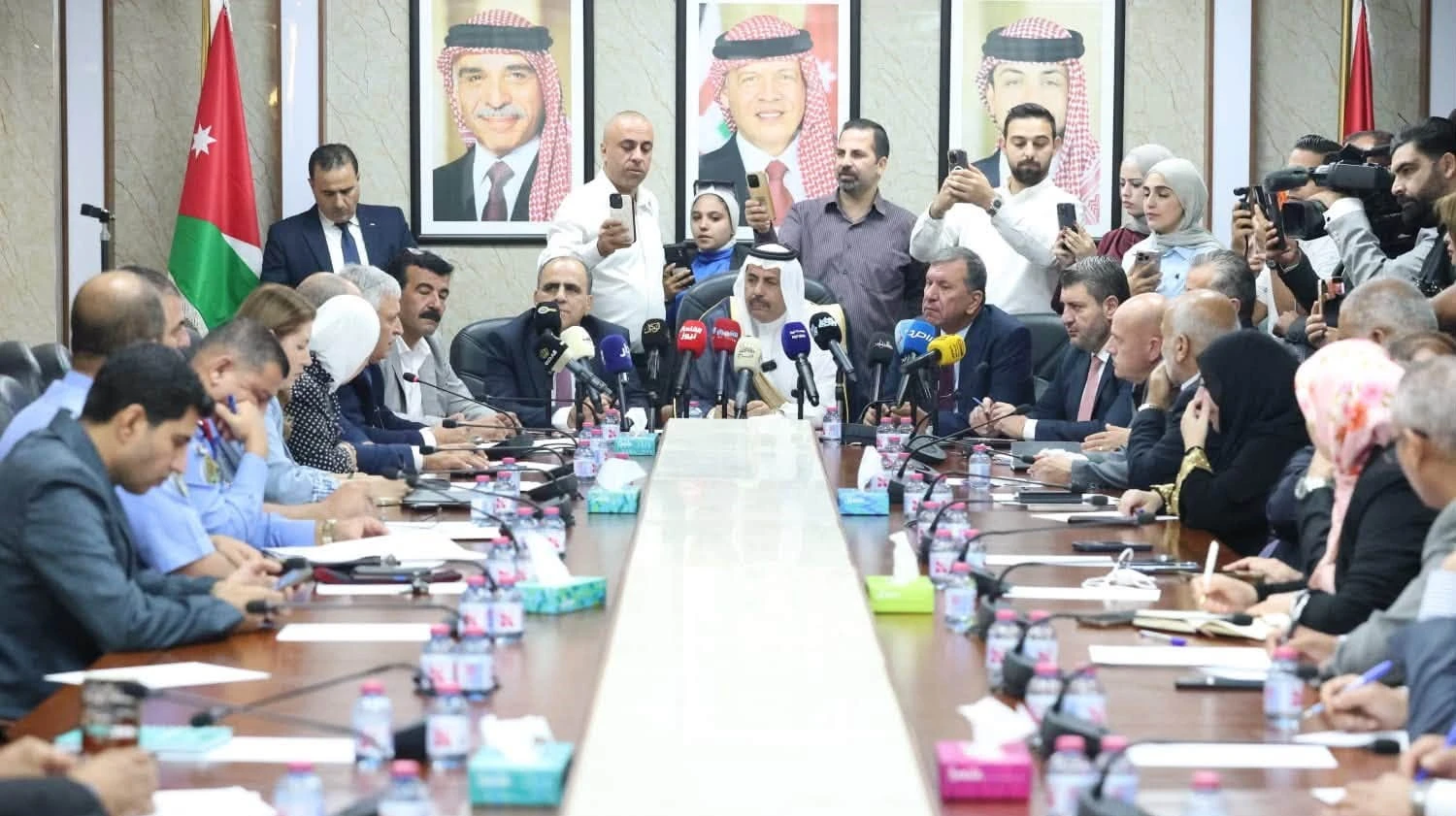 تحركات نيابية عاجلة لمعالجة تحديات قطاع النقل وكباتن التوصيل ومدربي السواقة