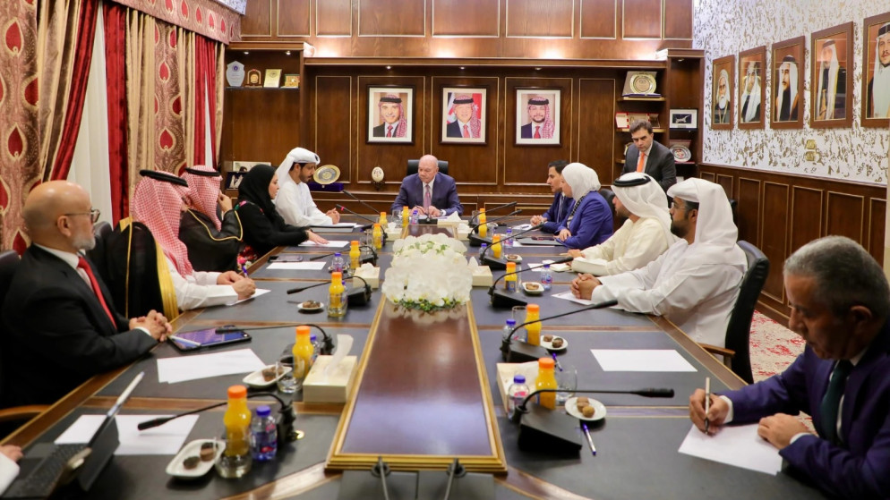 فيصل الفايز يؤكد التزام الاردن الصارم بملف مكافحة غسل الاموال وتمويل الارهاب