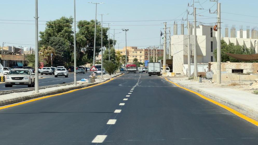 وزارة الاشغال تنجز تحديث الطريق التنموي في معان لتعزيز السلامة المرورية