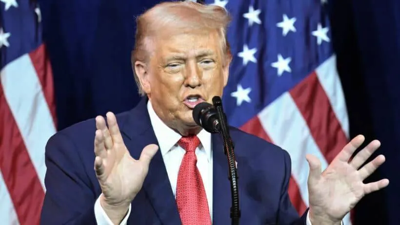 ترمب يضع شروطا لاتفاق مع ايران ومساع عمانية لتنظيم الملاحة في مضيق هرمز
