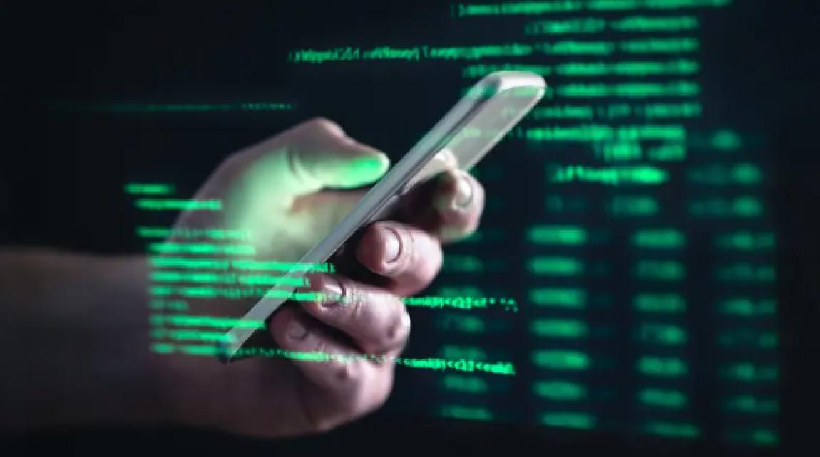 إعلان وهمي على ريديت يعرض أجهزة ويندوز وماك للاختراق