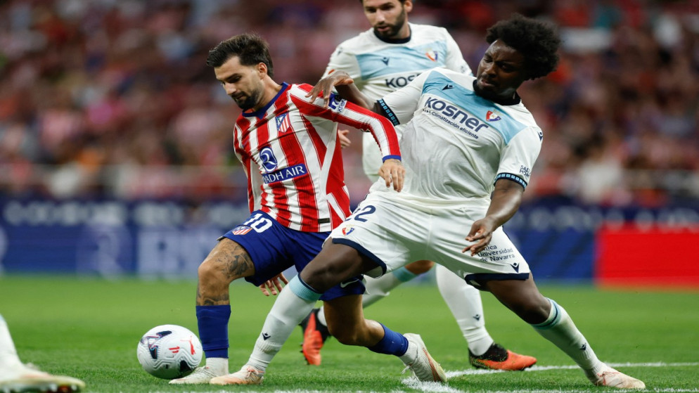 اتلتيكو مدريد يكتسح اوساسونا برباعية نظيفة قبل ديربي العاصمة