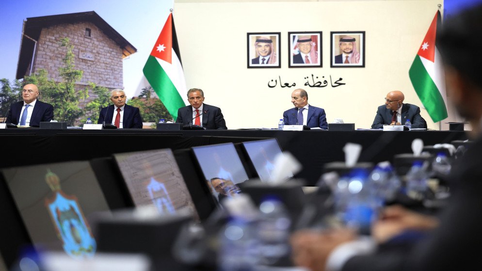 رئيس الوزراء يعلن تجاوز نسبة انجاز مشاريع رؤية معان التنموية حاجز 81 بالمئة