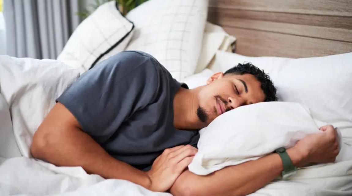 أسرار صادمة عن النوم .. ارتباط مباشر بـ83 مرضًا مختلفًا