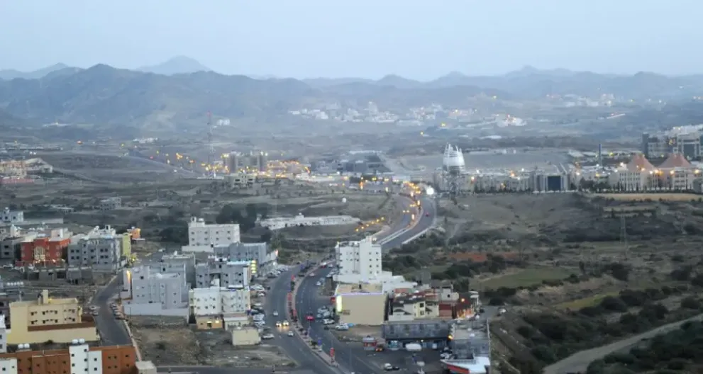الدفاع المدني السعودي يعلن انتهاء حالة الطوارئ في نجران