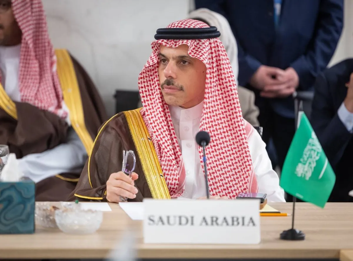 تحركات دبلوماسية مكثفة لوزير الخارجية السعودي في نيويورك لاحتواء ازمات المنطقة