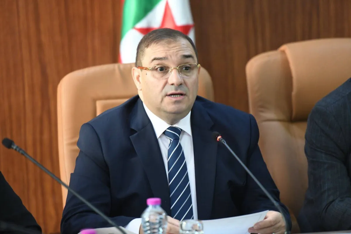 وزير العدل الجزائري يقطع الطريق على المتورطين في الحرائق وجرائم الاطفال بعقوبة الاعدام