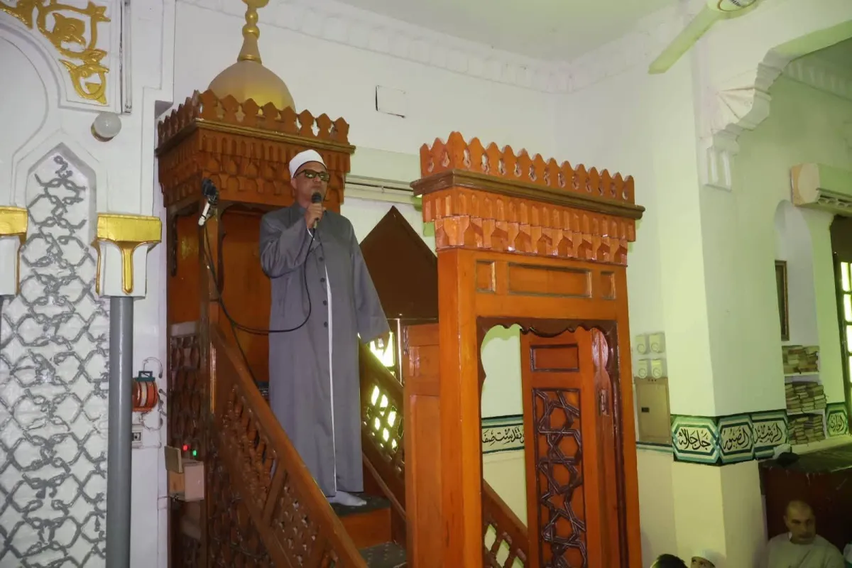 حرمة تصوير الافراد في مصر: جدل بين الخصوصية والتوثيق القانوني