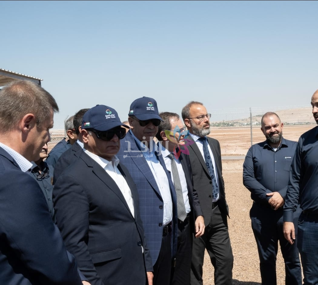 البوتاس العربية تعلن بدء العمل على تنفيذ بناء مصنع البلورة الباردة الثالث م. أبو هديب : المشروع يترجم مستهدفات التحديث الاقتصادي ويرسخ دور الأردن في دعم منظومة الأمن الغذائي العالمي د. النسور:  مشروع مصنع البلورة الباردة الثالث يُعد جزءاً رئيسياً من  التوسع الجنوبي والبالغ كلفته (1.1) مليار  دولار