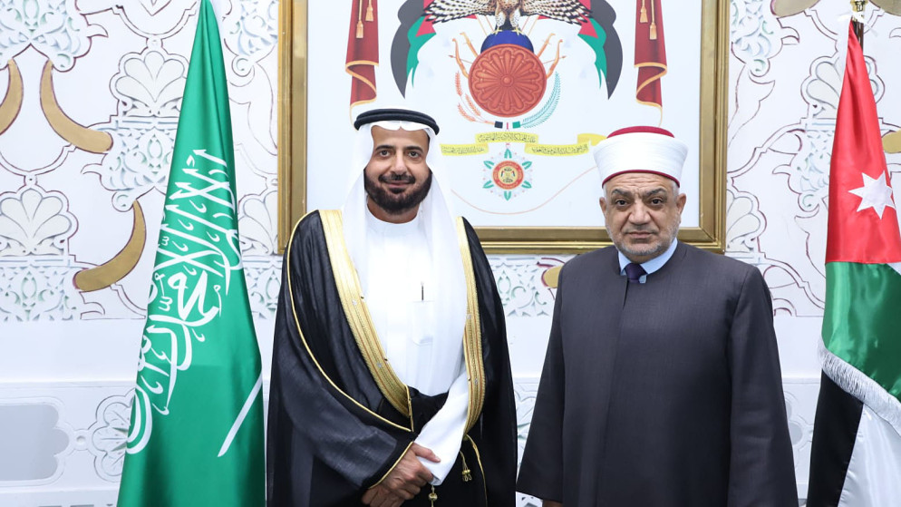 تعاون اردني سعودي لتعزيز خدمات الحج والعمرة وتسهيل اجراءات المعتمرين