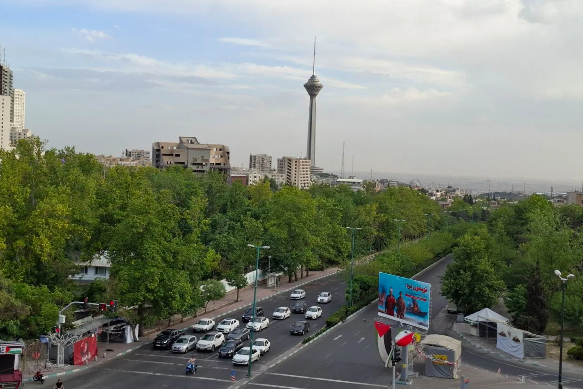 تخزين الغذاء والدواء.. كيف يستعد الايرانيون لمواجهة تداعيات الحصار الاقتصادي