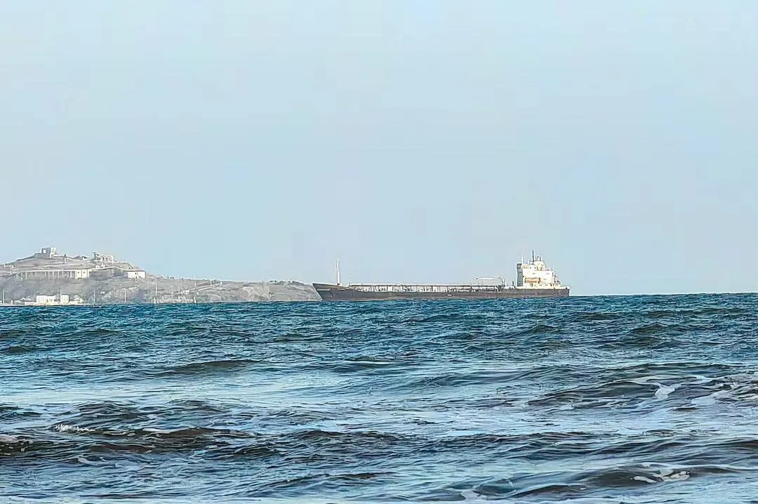 عملية امنية نوعية تنهي احتجاز ناقلة نفط قبالة سواحل الصومال