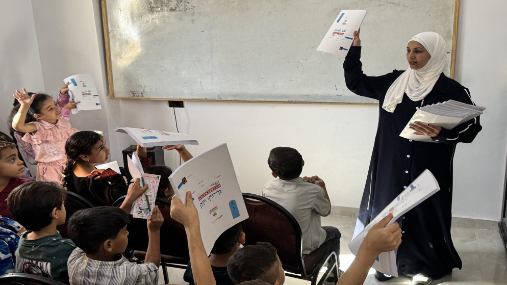 مبادرة تعليمية في العريش تمنح اطفال غزة النازحين فرصة لاستئناف مستقبلهم