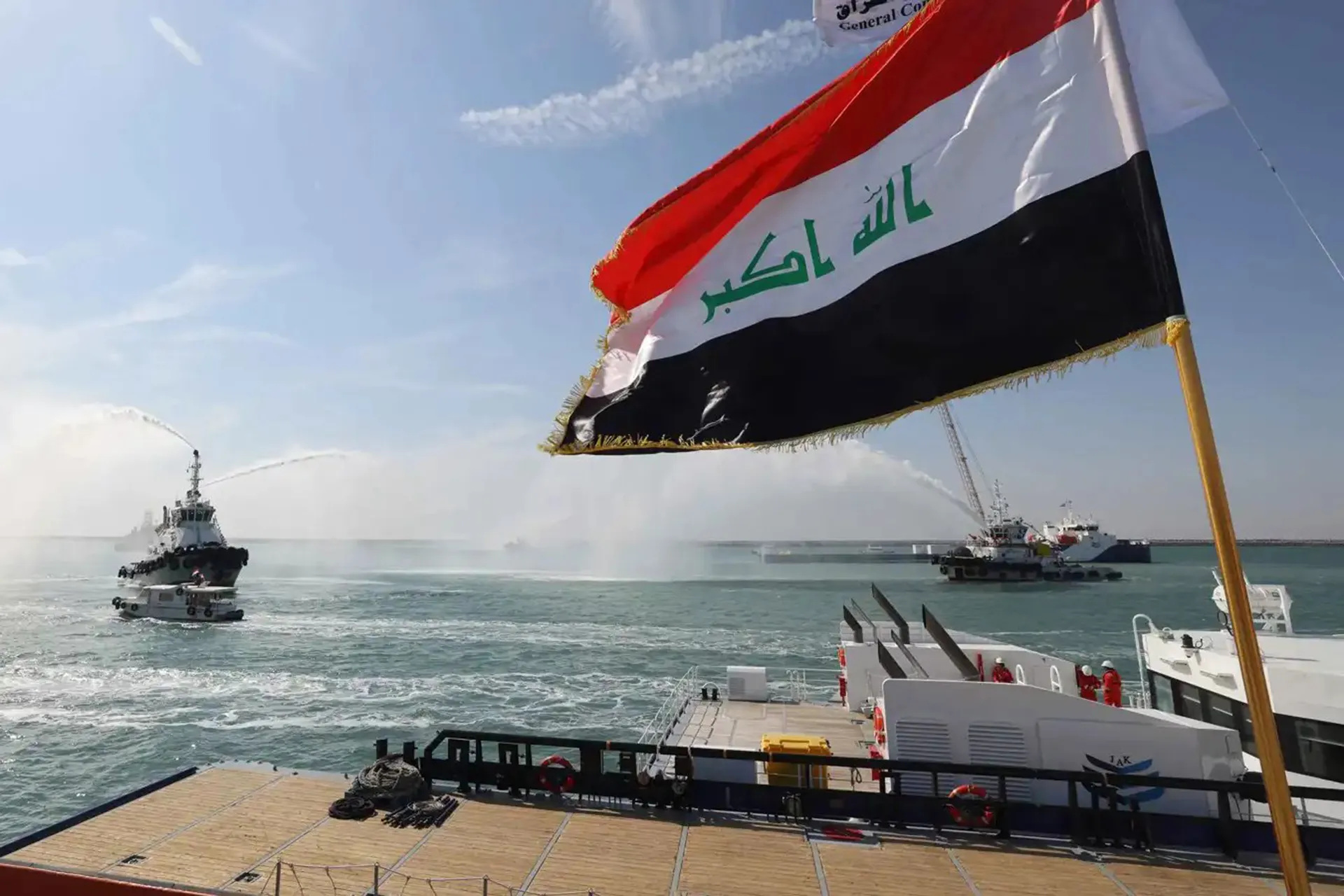 العراق يكسر قيود التصدير بنقل مليوني برميل نفط خارج مضيق هرمز
