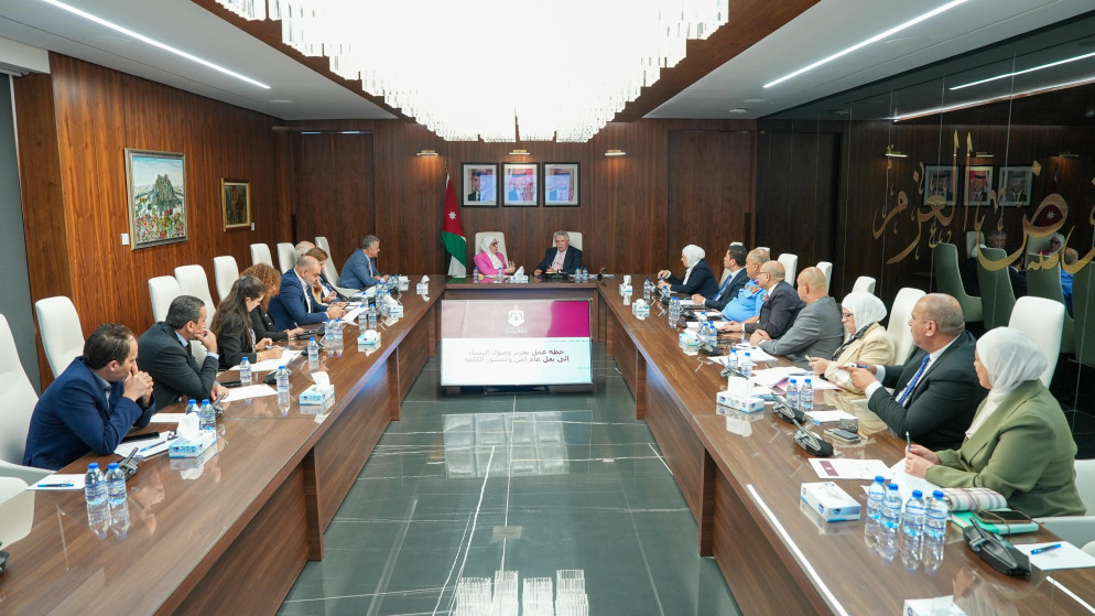 خطة وطنية لتعزيز وصول النساء الى وسائل نقل عام امنة وميسرة