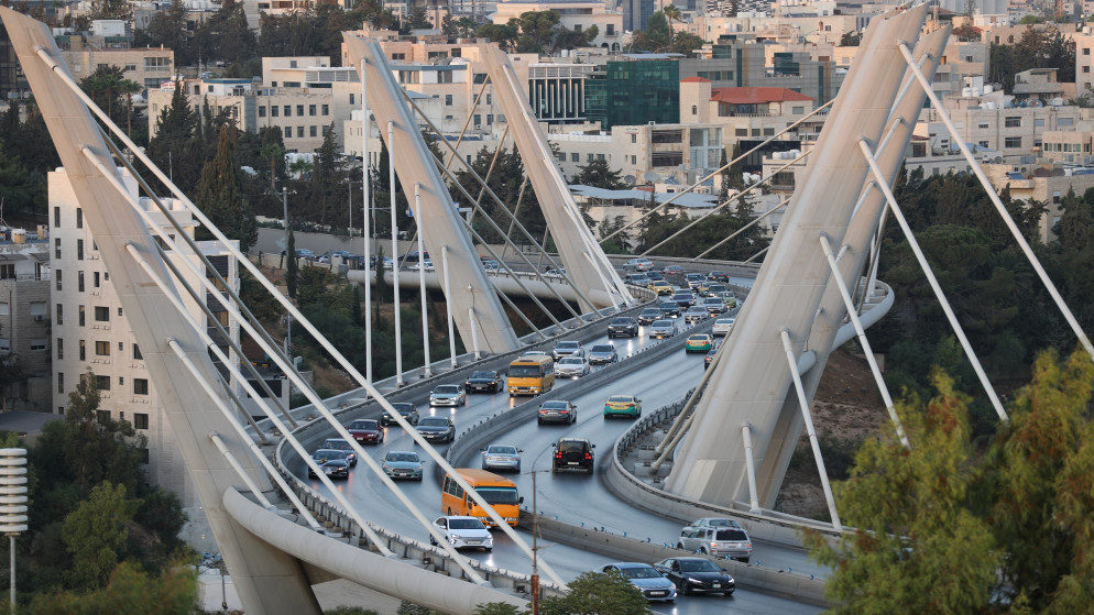 استطلاع يكشف تاييد شعبي واسع لمشاريع النقل المدرسي والخدمات العامة في الاردن