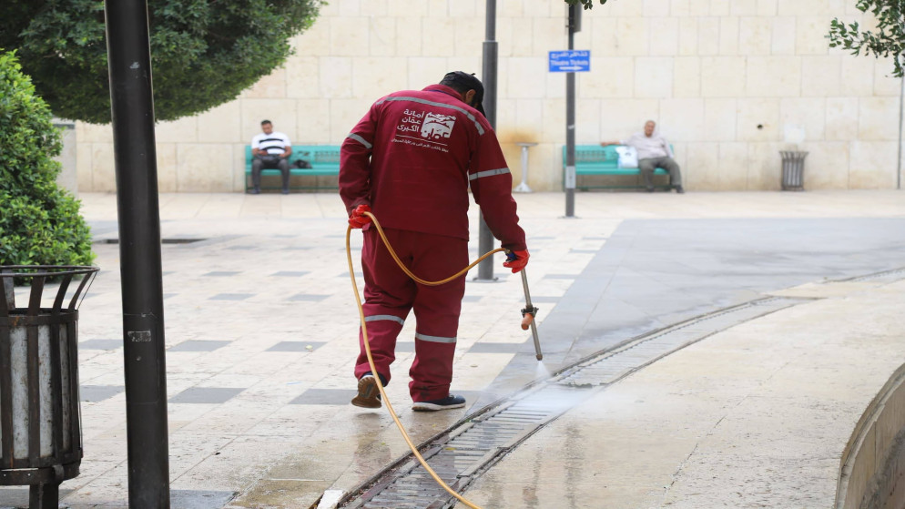 امانة عمان تطلق تقنية حيوية مبتكرة للقضاء على روائح وسط البلد