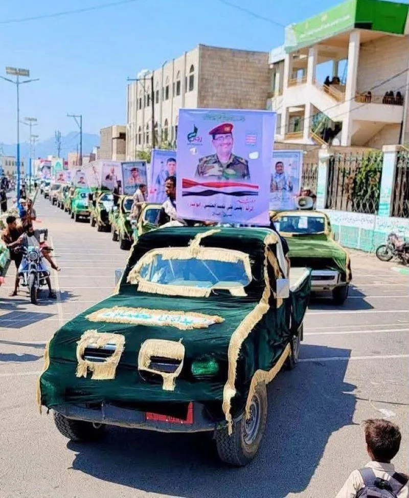 تجارة صور قتلى الحوثيين تزدهر في صنعاء وسط استياء شعبي متصاعد