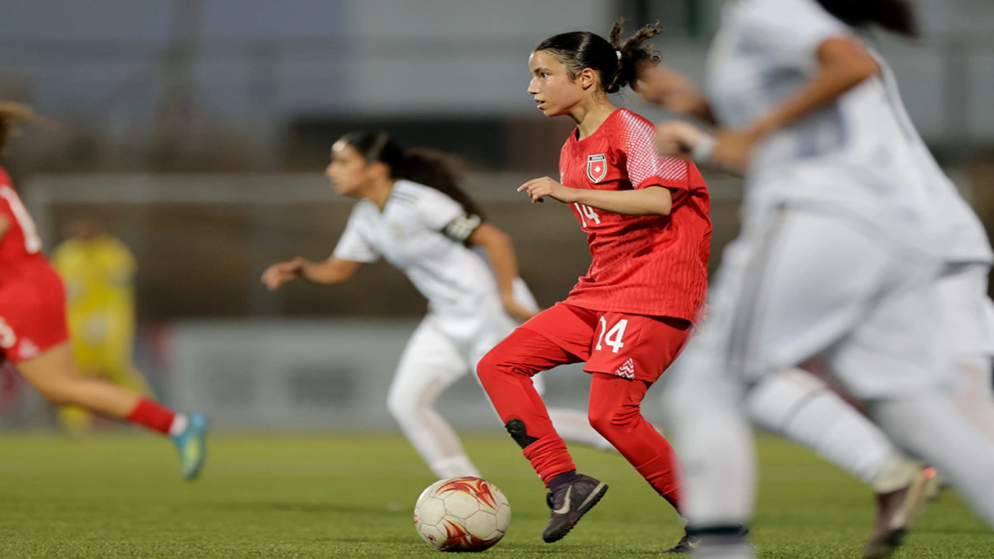 المنتخب الوطني النسوي للشابات يتالق ويهزم السعودية بثنائية نظيفة