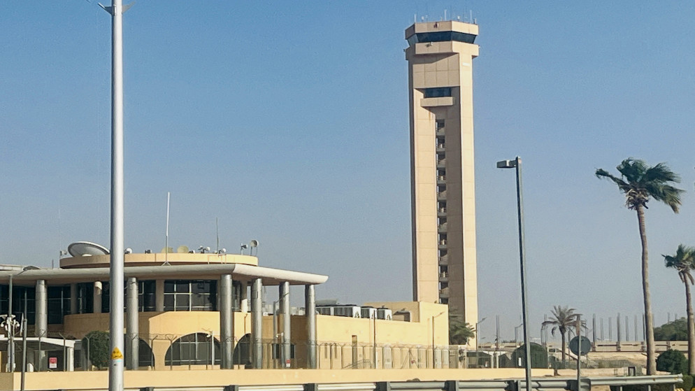 تعليق الرحلات الجوية من والى مطار الرياض واجراءات امنية مشددة