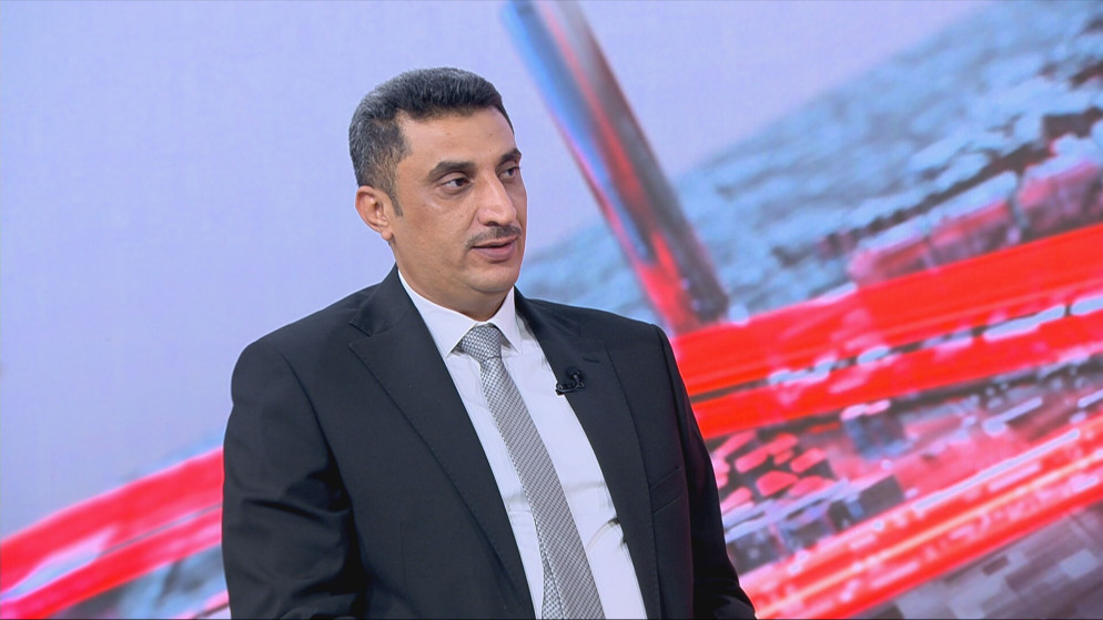 الجيش اليمني يكشف تفاصيل معركة التمهيد الناري وموقفه من السيطرة على الارض