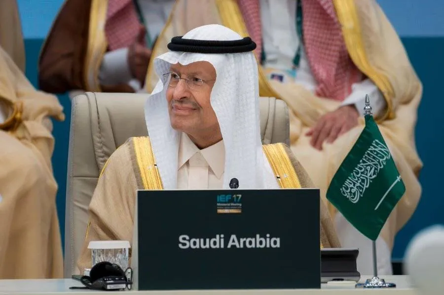 وزير الطاقة السعودي يجدد العهد بمواصلة مسيرة التحول الوطني بعزيمة لا تلين