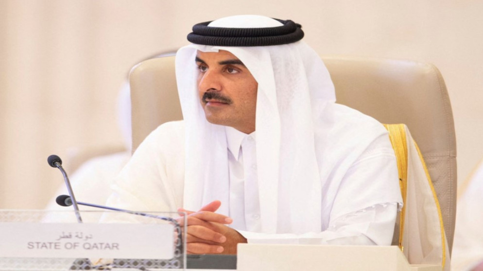 امير قطر يحذر من تداعيات اغلاق مضيق هرمز على امن الطاقة العالمي