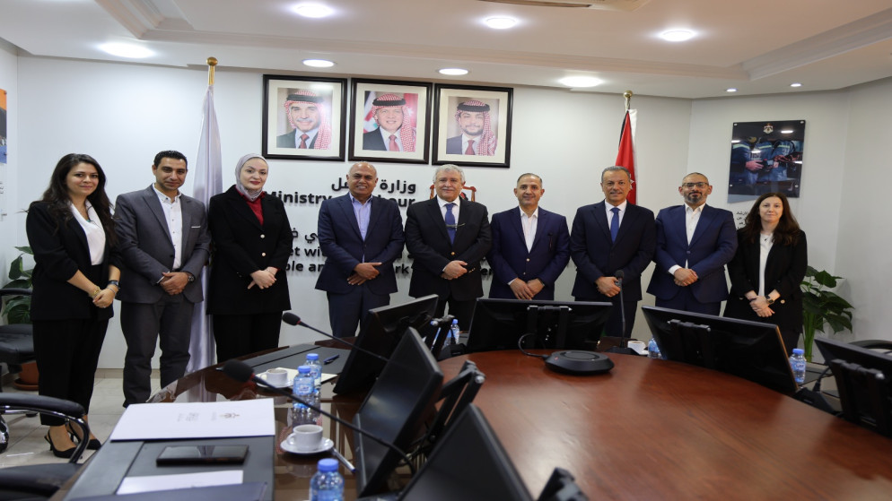 وزارة العمل تطلق مبادرة جديدة لتشغيل الاردنيين في القطاع الزراعي والصناعات الغذائية