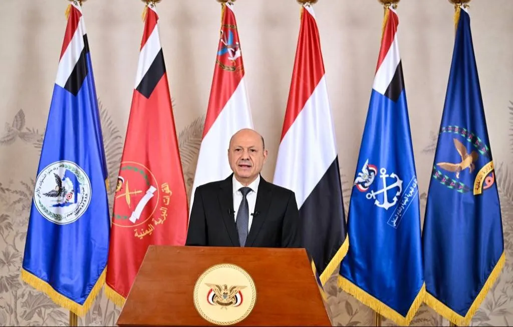 العليمي يقطع الطريق على الحوثي ويؤكد استمرار معركة استعادة الدولة