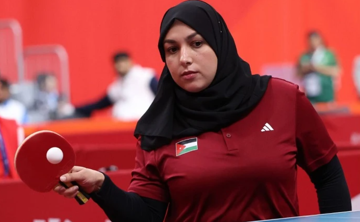 فاتن عليمات تقتحم دور الـ 16 في منافسات كرة الطاولة البارالمبية