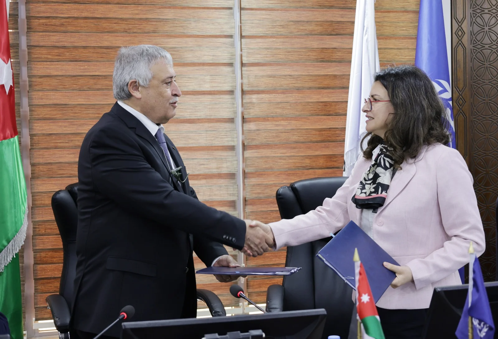 الاردن ومنظمة العمل الدولية يطلقان مشروعا استراتيجيا لتطوير قطاع الالبسة وتعزيز حقوق العمال