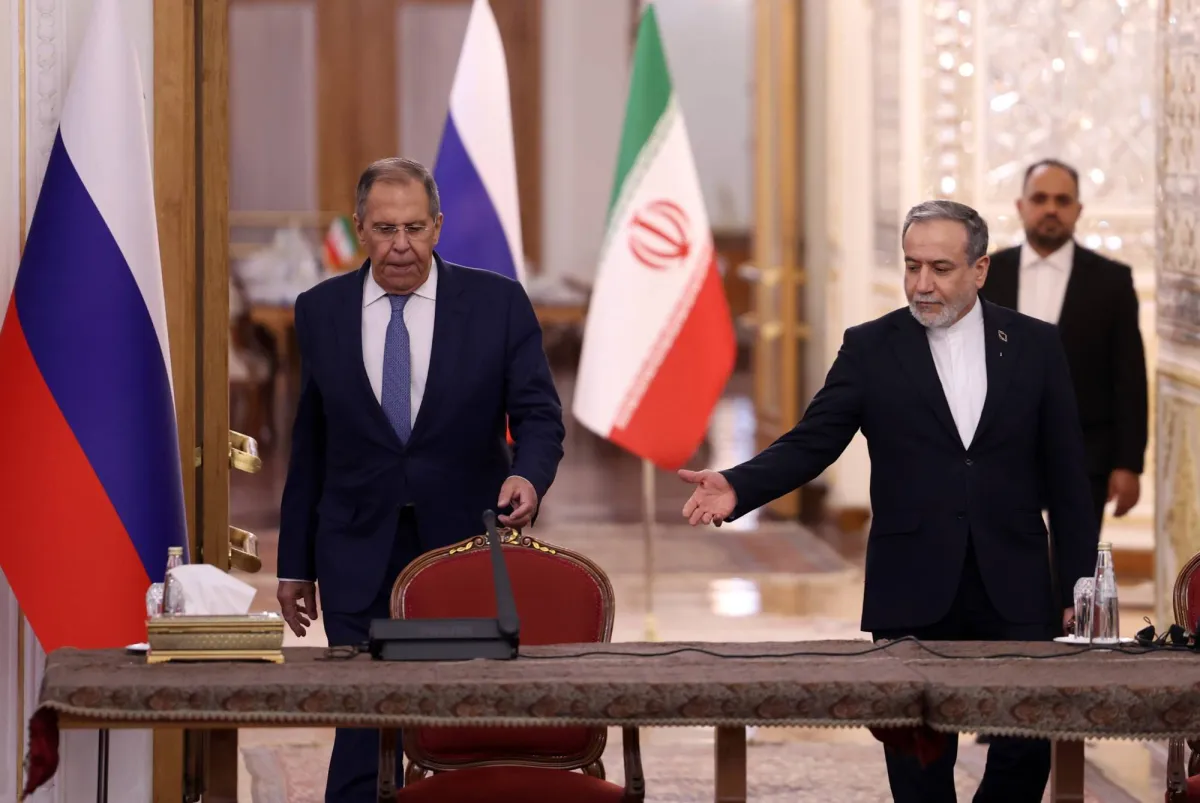 مستويات تاريخية في علاقات طهران وموسكو وتأكيد مشترك على الحلول الدبلوماسية