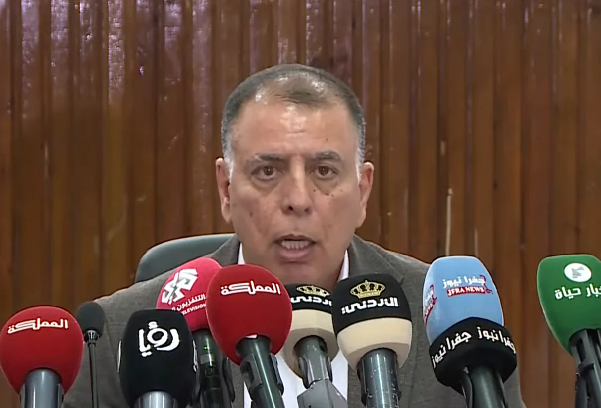 وزير الداخلية يعلن تفاصيل العملية الارهابية في الكرك ويؤكد ملاحقة الجناة