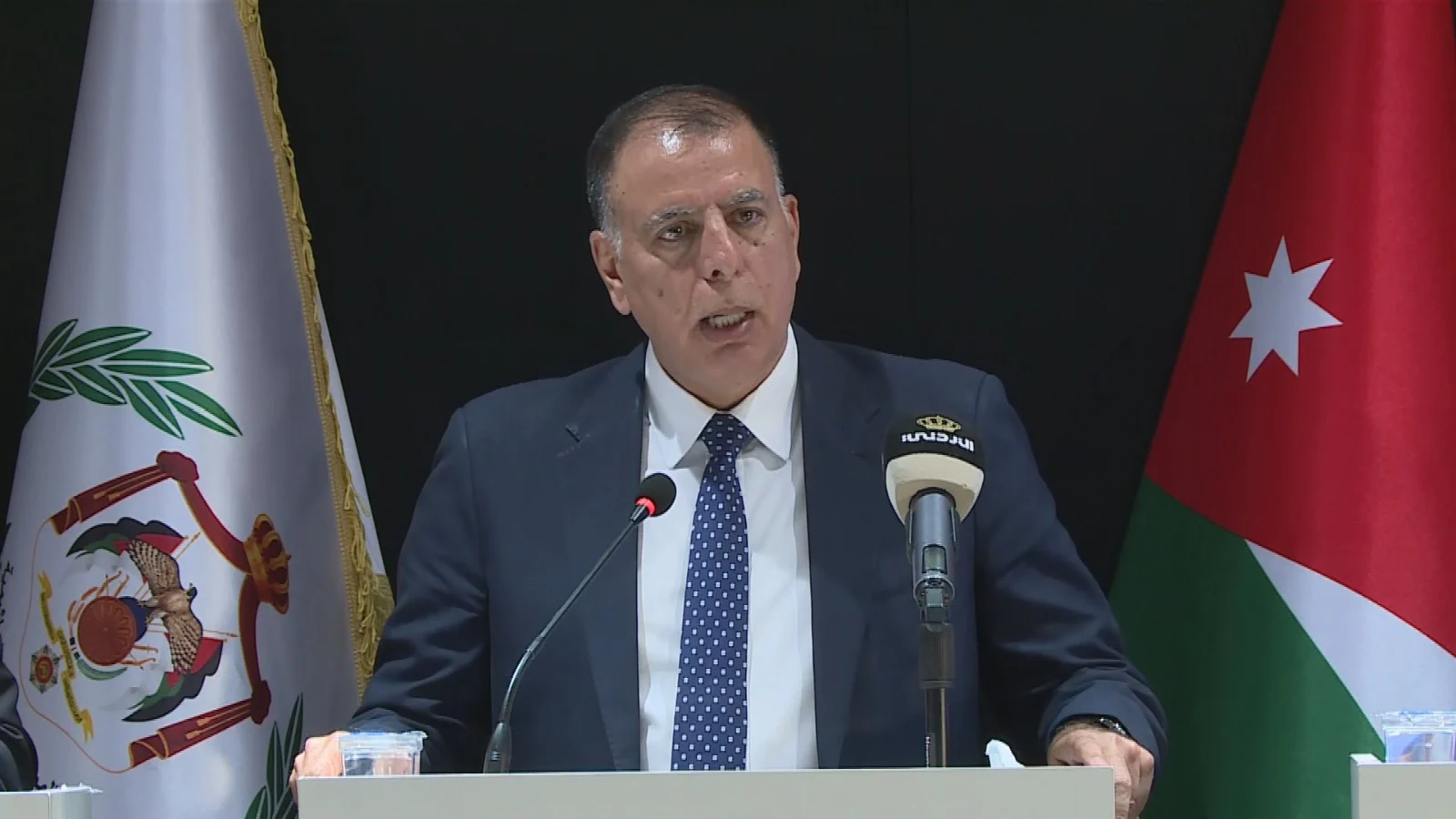 وزير الداخلية يعلن نجاح عملية امنية نوعية للقبض على منفذي هجوم الكرك