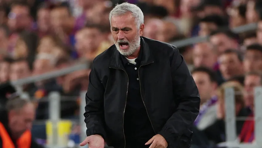 مورينيو يهاجم التحكيم بعد الفوز في الكلاسيكو ويؤكد استحقاق ريال مدريد