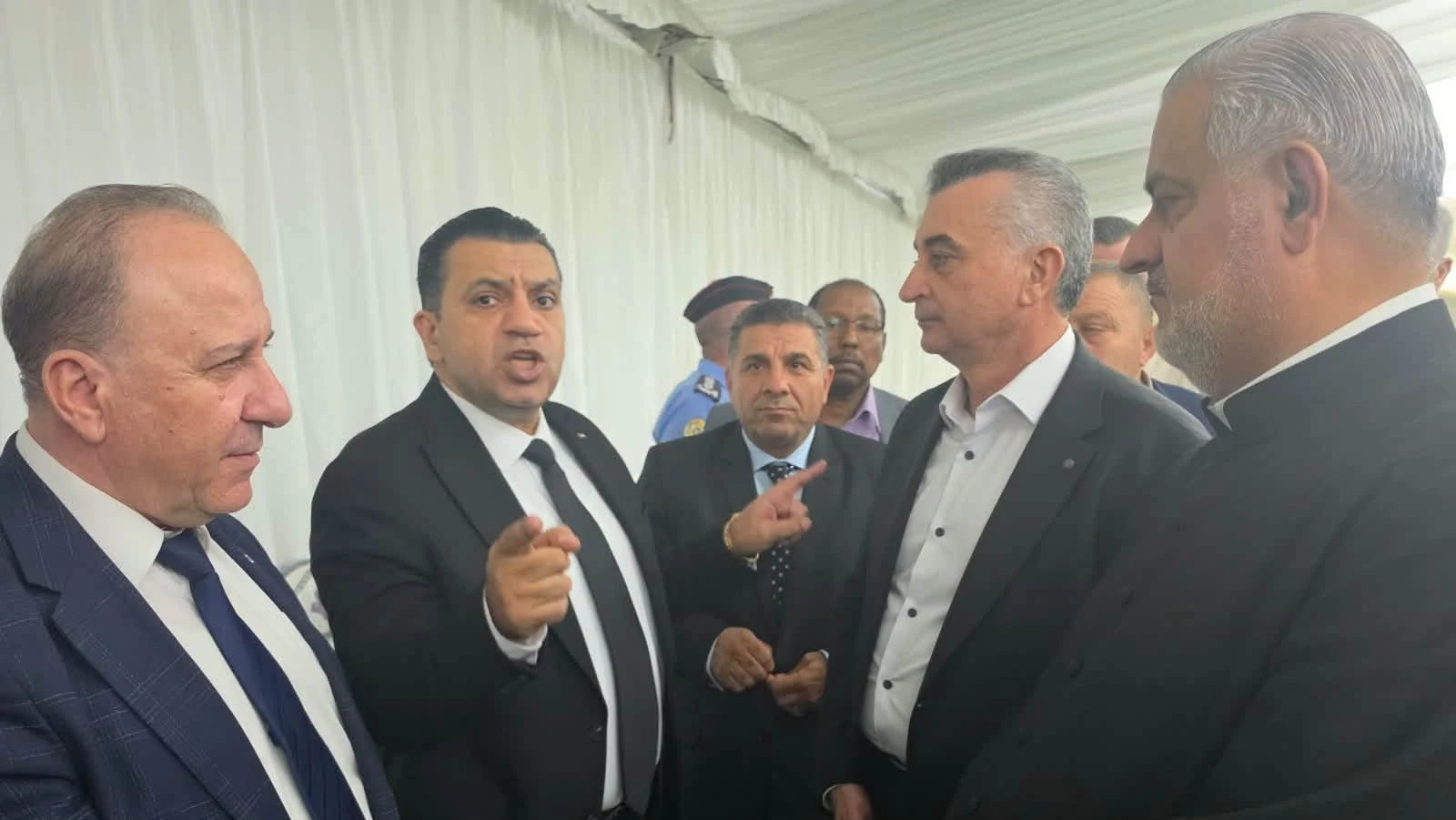 وفد رسمي يواسي ذوي شهداء الكرك ويؤكد تلاحم النسيج الوطني الاردني