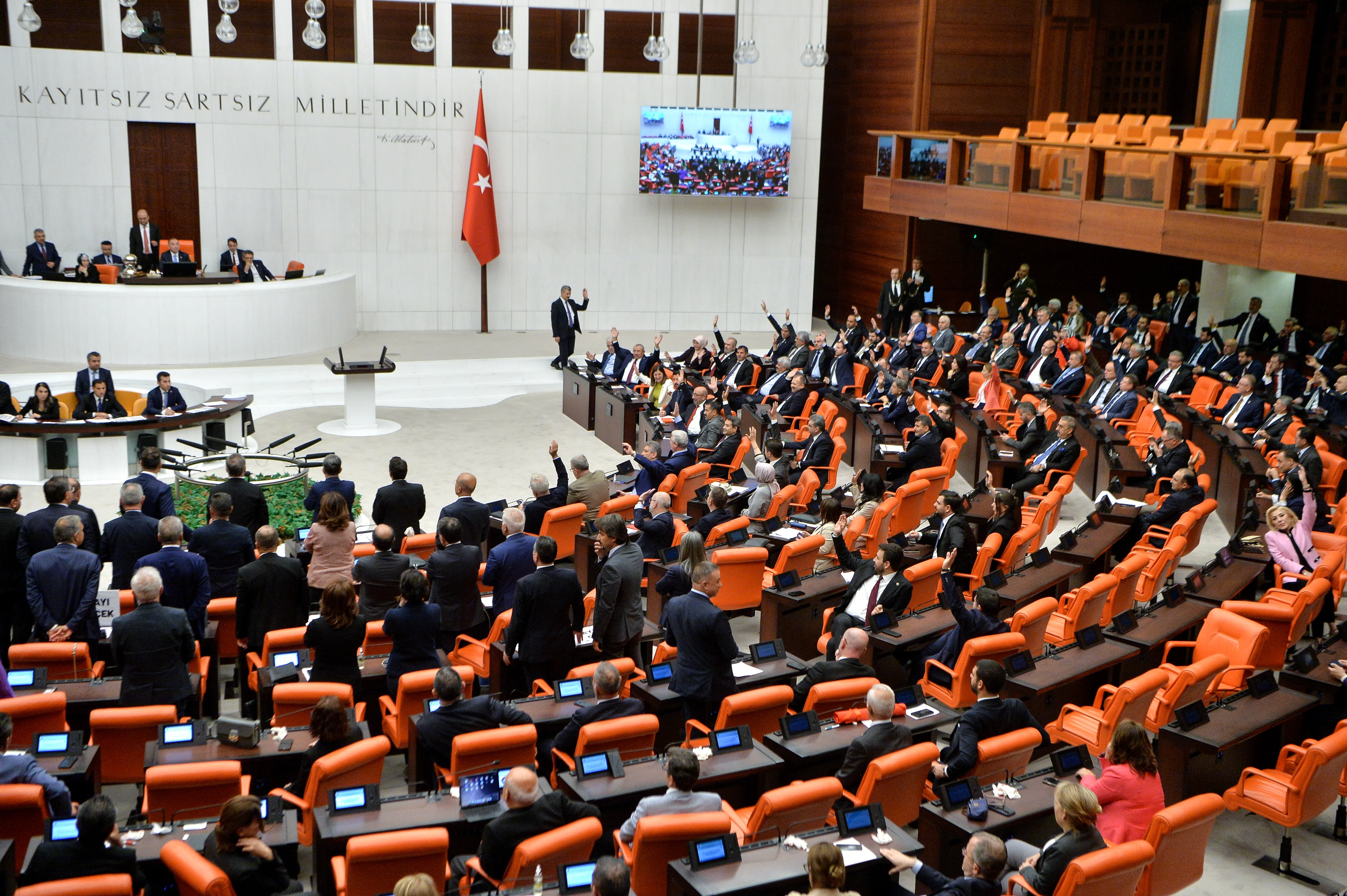 تركيا تطلق حزمة تدابير قانونية لاسترداد اموال المستثمرين في الصناديق المتعثرة