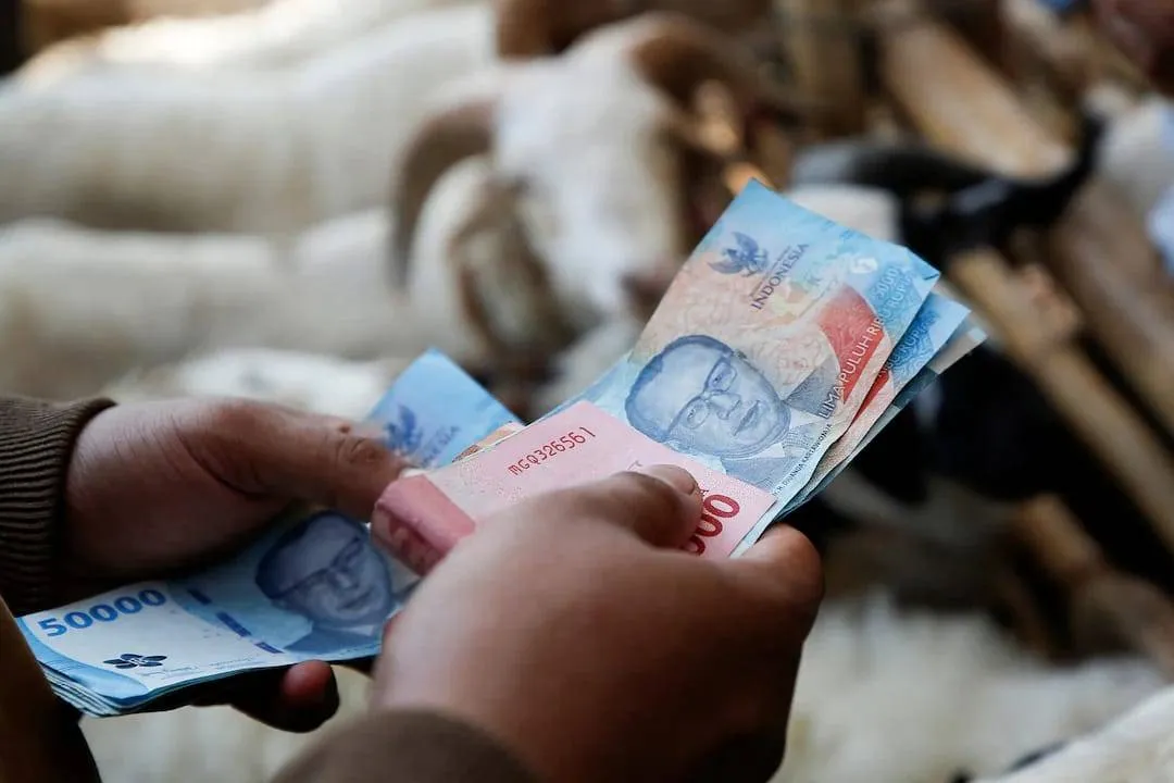 البنك المركزي الاندونيسي يتدخل لضبط سعر صرف الروبية وسط ضغوط عالمية