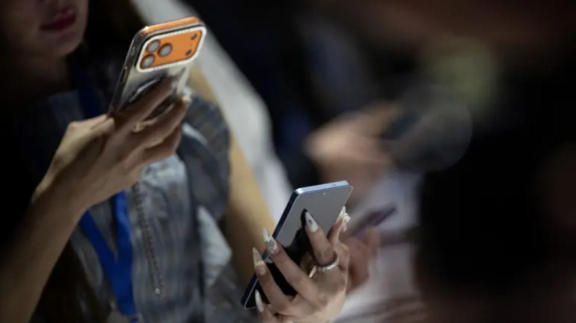 تغريم سامسونغ 15 مليون دولار بسبب تقليل أداء هواتف Galaxy